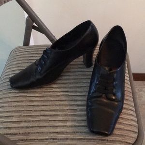 A2 by Aerosoles size 9 black ankle boots